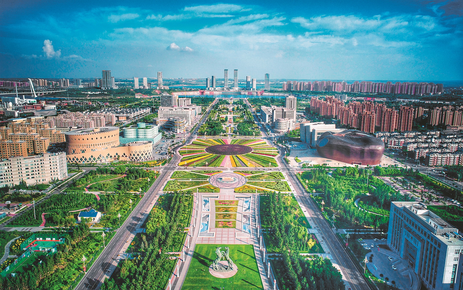 Thành phố Ordos ( hay Ngạc Nhĩ Đa Tư)