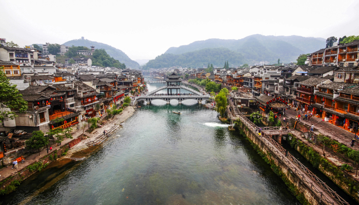 trấn cổ phượng hoàng