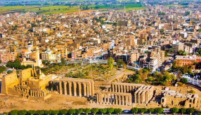  LUXOR, AI CẬP